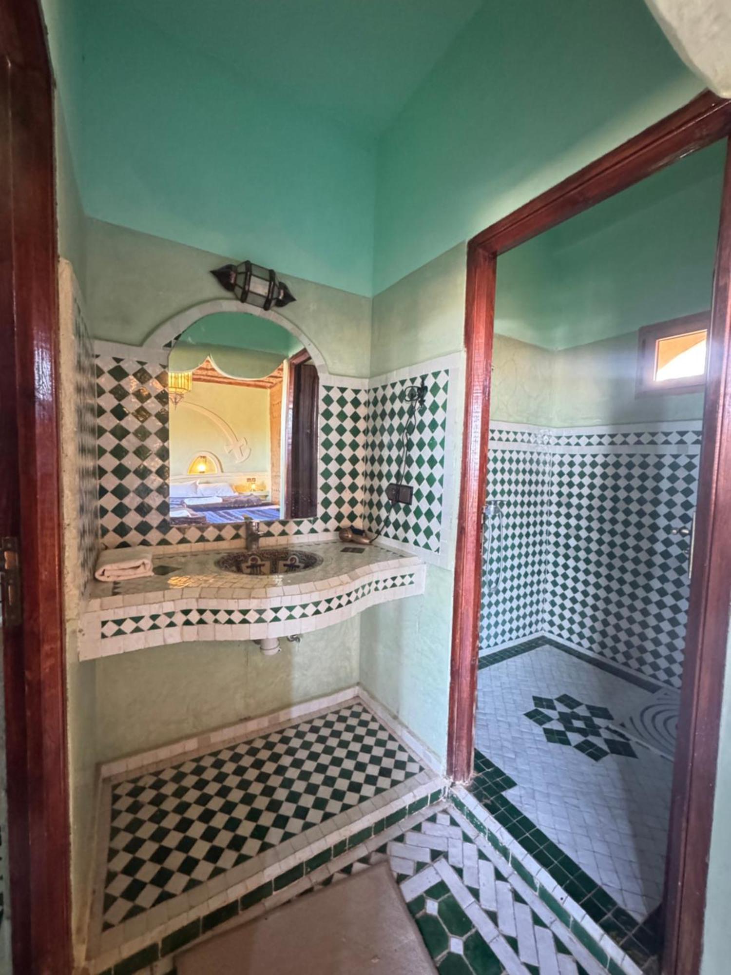 Auberge Ksar Merzouga Luaran gambar